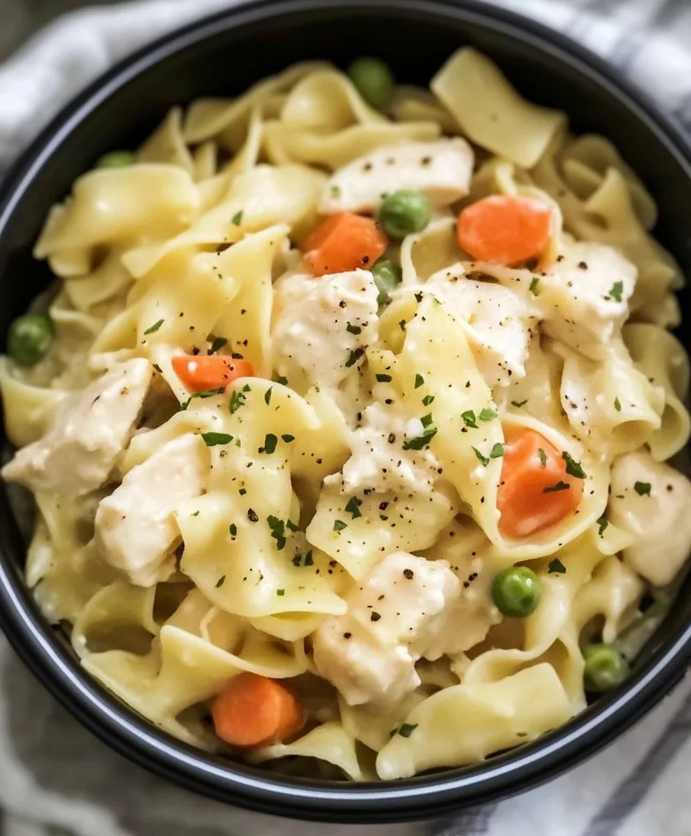 Chicken Pot Pie Noodle Skillet